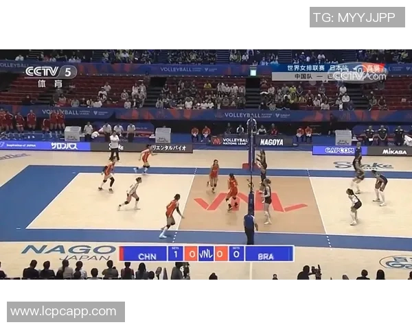 中国女排对阵巴西女排精彩比赛录像回顾与分析